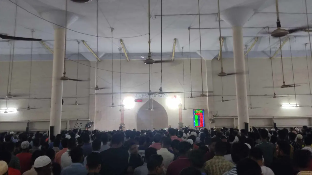 ঢাবিতে সৌম্যের জানাজা। ছবি : কালবেলা