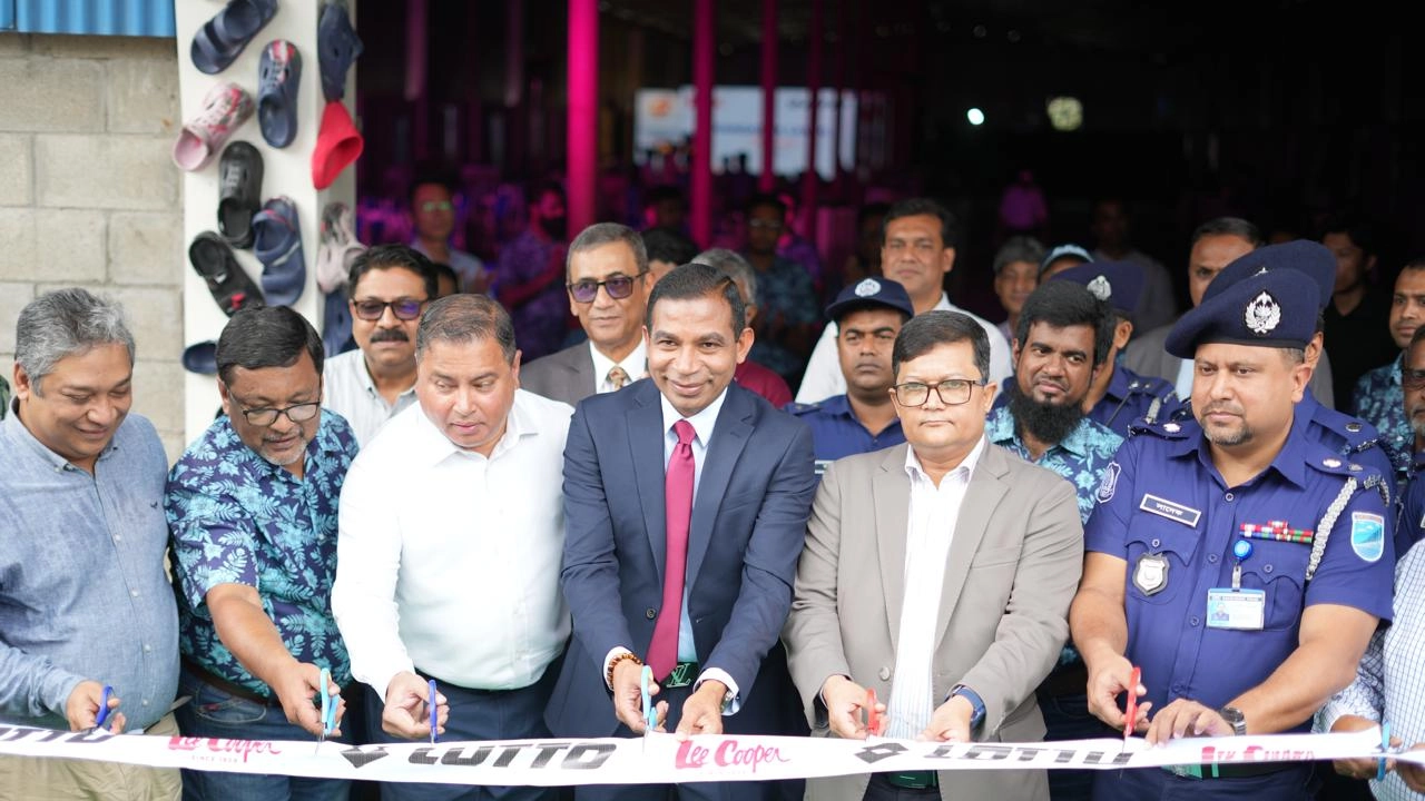 গাজীপুরের কাপাসিয়ায় লোটো বাংলাদেশের অত্যাধুনিক কারখানার উদ্বোধন। সৌজন্য ছবি