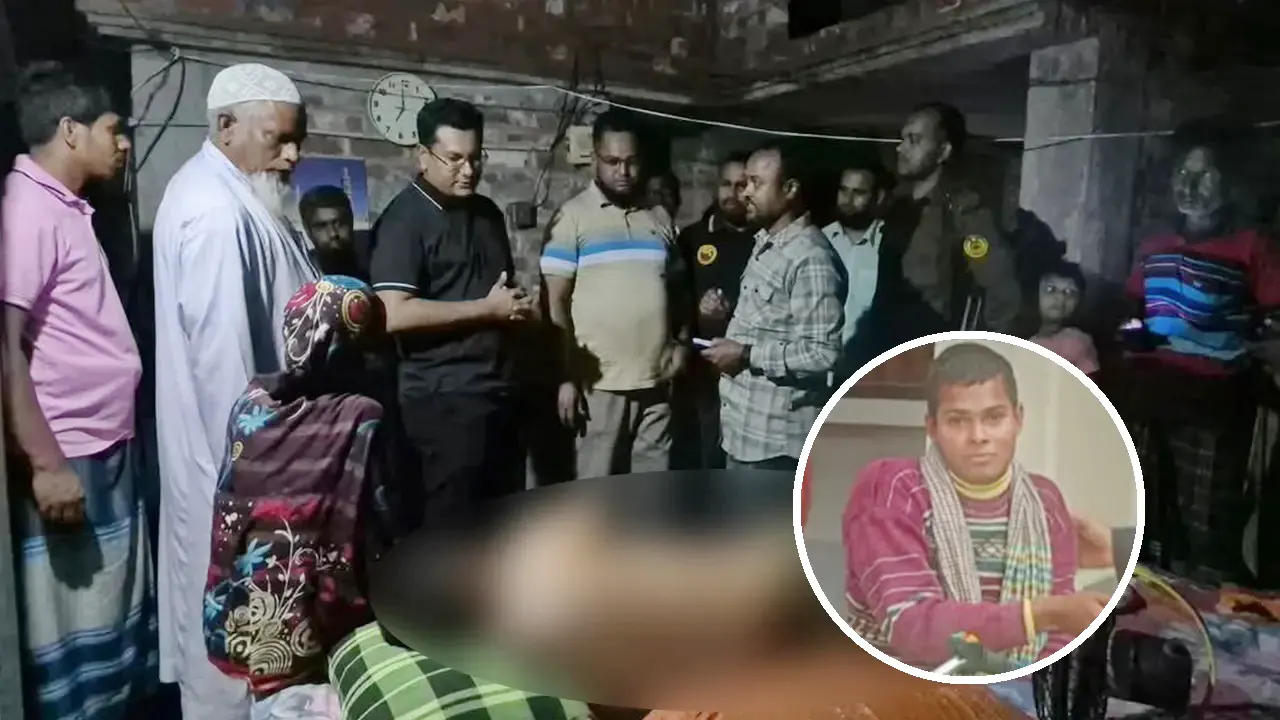 নদী থেকে উদ্ধারের পর প্রতিবন্ধী জয়নালকে দেখতে যান ইউএনও। ইনসেটে জয়নাল। ছবি : কালবেলা