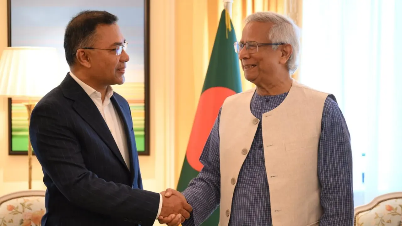 অন্তর্বর্তী সরকারের প্রধান উপদেষ্টা অধ্যাপক ড. মুহাম্মদ ইউনূস ও বিএনপির ভারপ্রাপ্ত চেয়ারম্যান তারেক রহমান। ছবি : সংগৃহীত