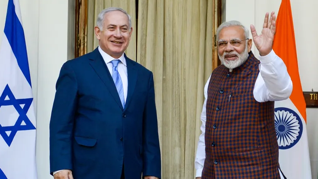 ইসরায়েলের প্রধানমন্ত্রী বেনিয়ামিন নেতানিয়াহু ও ভারতের প্রধানমন্ত্রী নরেন্দ্র মোদি। ছবি : সংগৃহীত