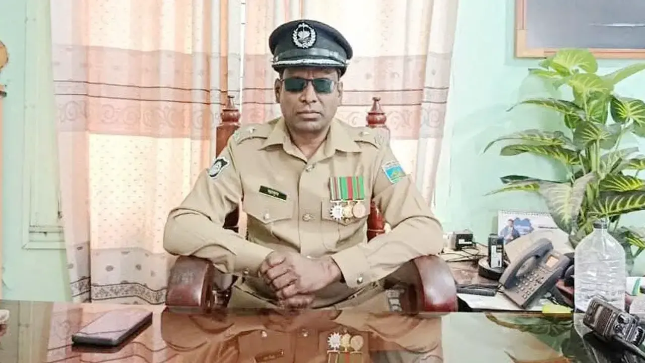 জয়পুরহাটের আক্কেলপুর থানার সাবেক ভারপ্রাপ্ত কর্মকর্তা (ওসি) মাসুদ রানা। ছবি : সংগৃহীত