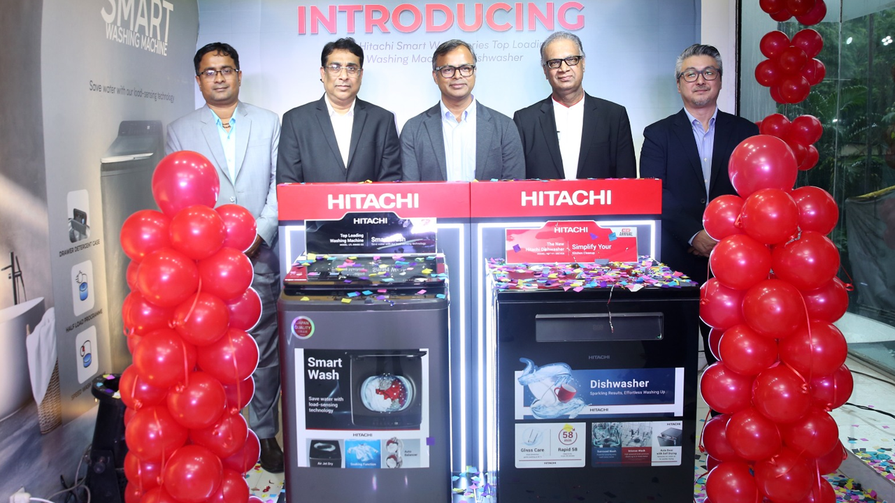 হিটাচির টপ লোড স্মার্ট ওয়াশিং মেশিন ও আধুনিক ডিশওয়াশার উন্মোচন। ছবি : সৌজন্য