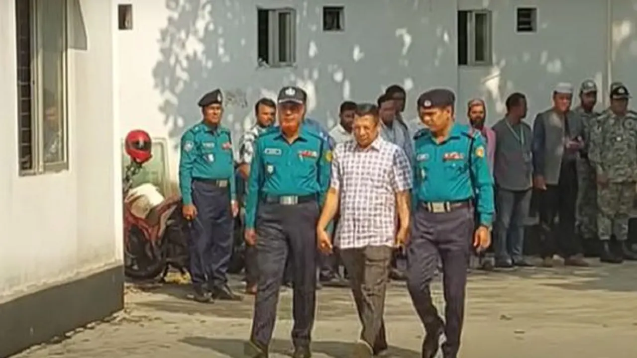 সাবেক আইজিপি চৌধুরী আবদুল্লাহ আল মামুন। ছবি : সংগৃহীত