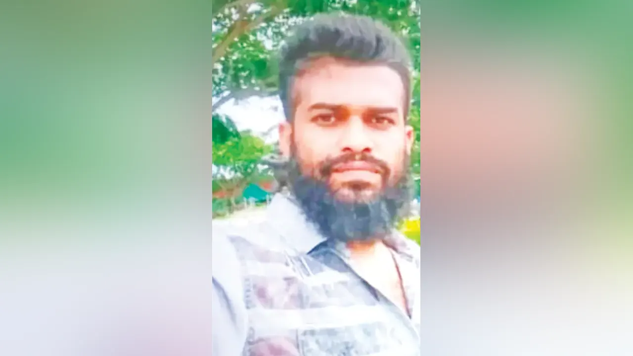 সোহাগকে বাঁচাতে খুনিদের পায়ে পড়েন দুই কর্মচারী