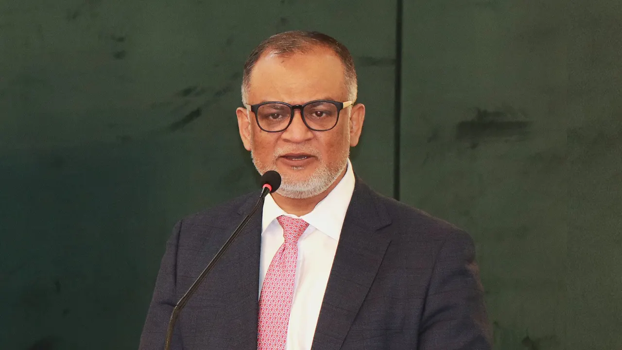 বাণিজ্য উপদেষ্টা শেখ বশিরউদ্দীন। ছবি : সংগৃহীত