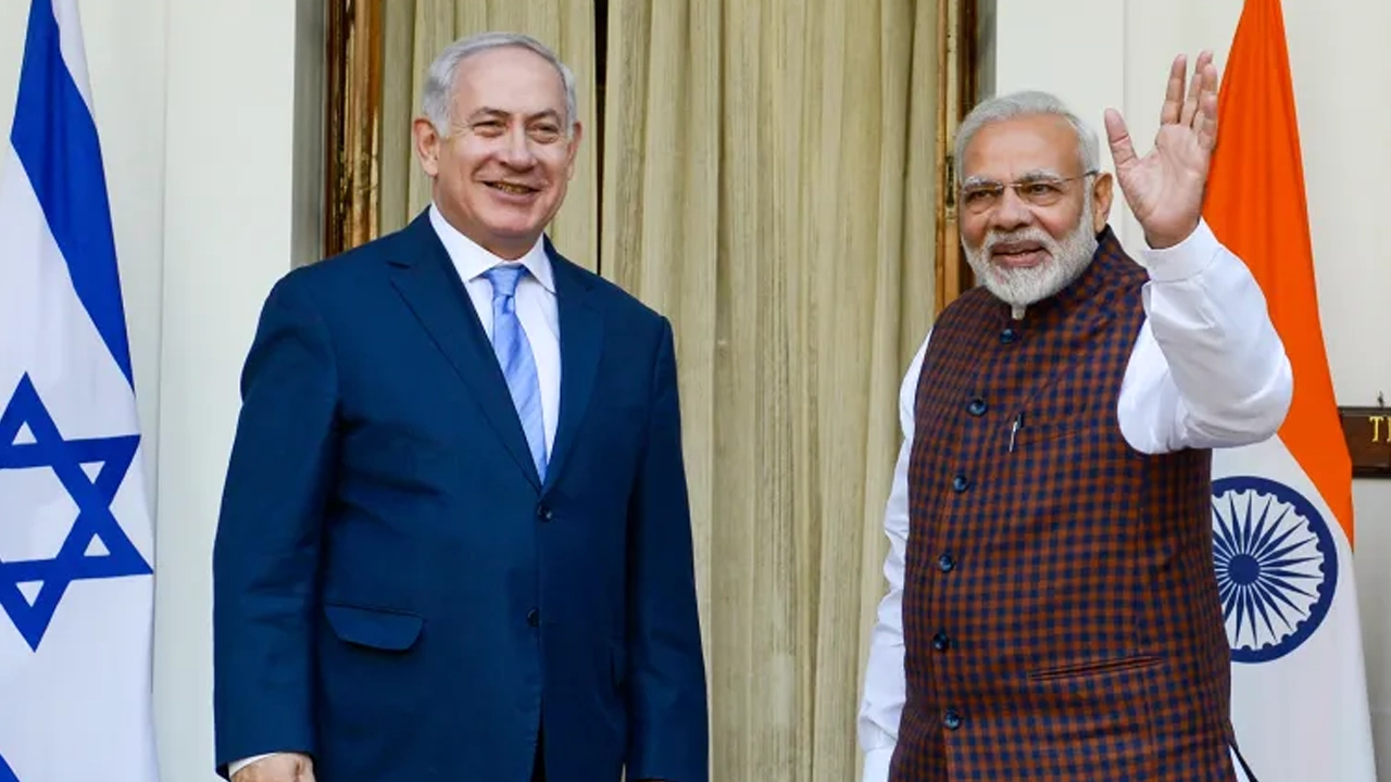ইসরায়েলের প্রধানমন্ত্রী বেনিয়ামিন নেতানিয়াহু ও ভারতের প্রধানমন্ত্রী নরেন্দ্র মোদি। ছবি : সংগৃহীত