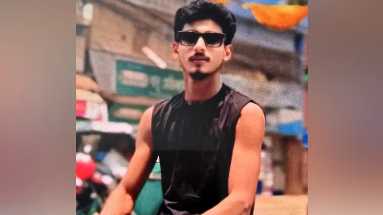 গ্রেপ্তার সৈকত। ছবি : সংগৃহীত