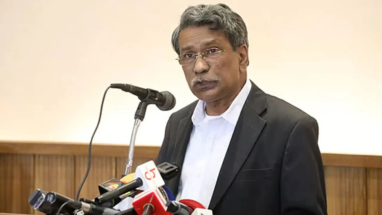 অধ্যাপক ড. আলী রীয়াজ। পুরোনো ছবি