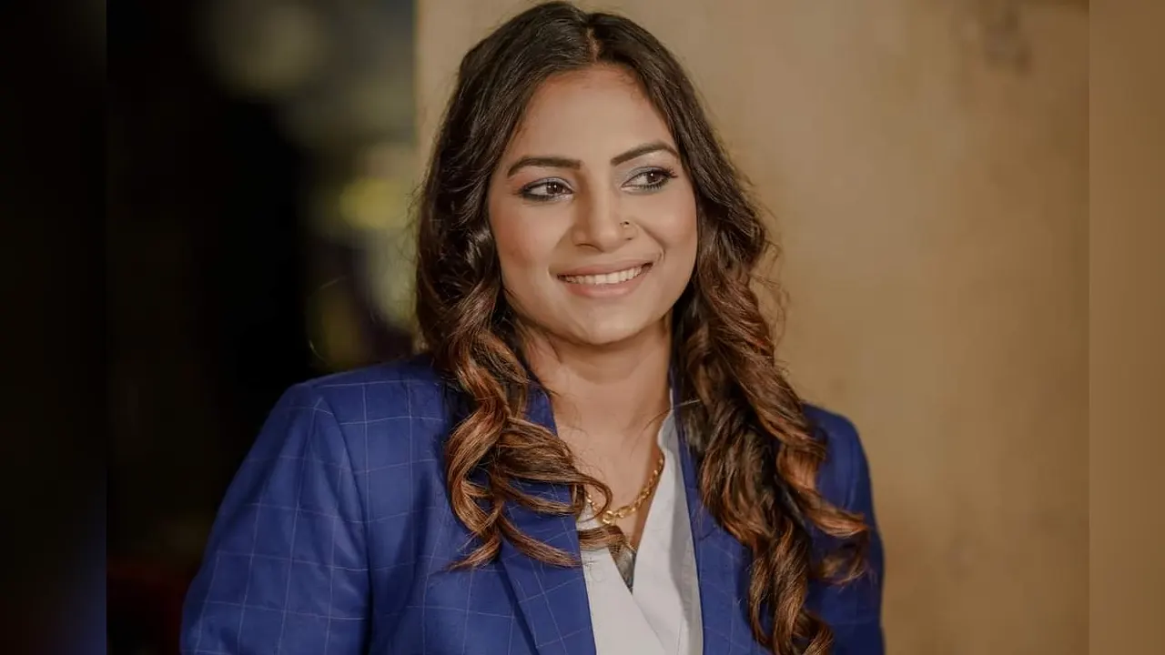 নিলা ইসরাফিলের পদত্যাগ