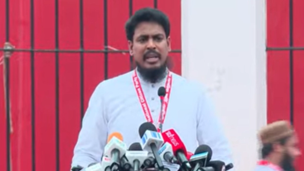 এনসিপির সদস্য সচিব আখতার হোসেন। ছবি : সংগৃহীত