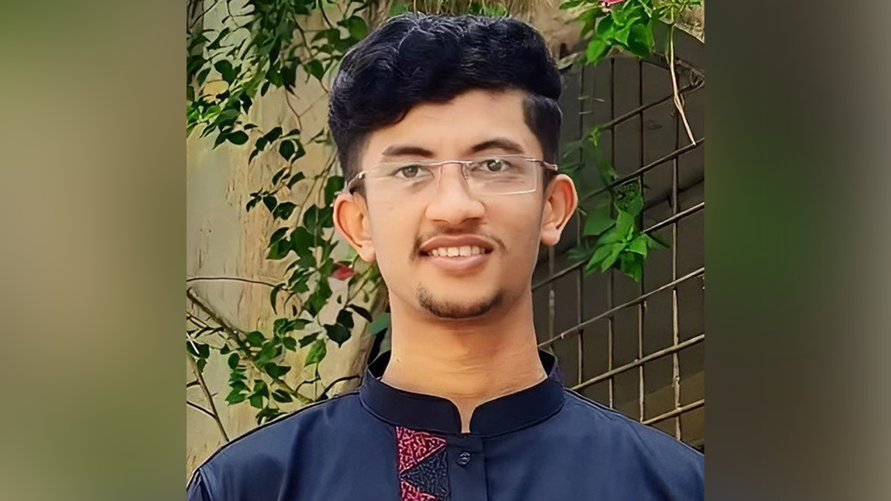গণতান্ত্রিক ছাত্রসংসদের বহিষ্কৃত নেতা আব্দুর রাজ্জাক রিয়াদ। ছবি : সংগৃহীত