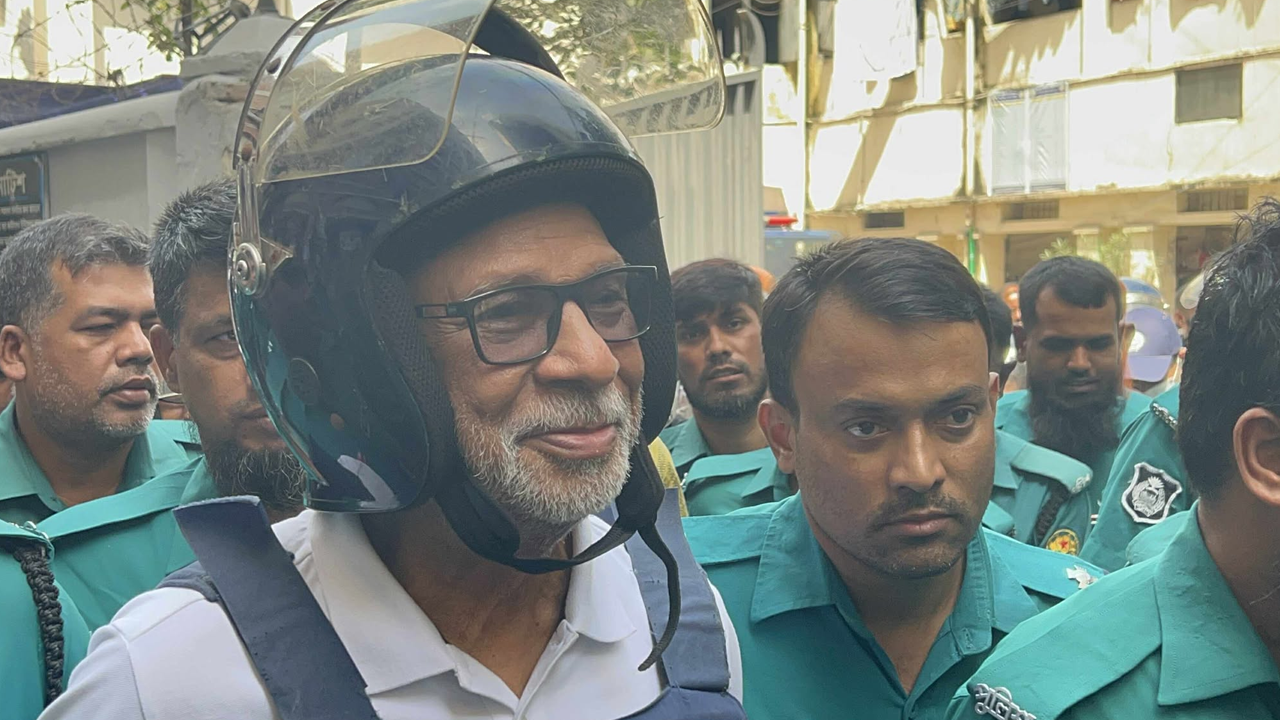 সাবেক মন্ত্রী লতিফ সিদ্দিকীসহ ১৬ জন কারাগারে 