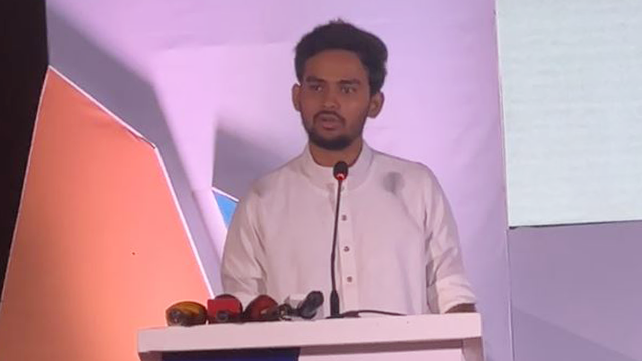 উপদেষ্টা আসিফ মাহমুদ সজীব ভূঁইয়া। ছবি : কালবেলা