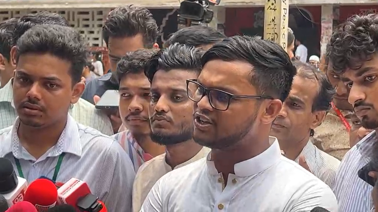 ভোট কারচুপি নিয়ে সংবাদ সম্মেলন বাকেরের