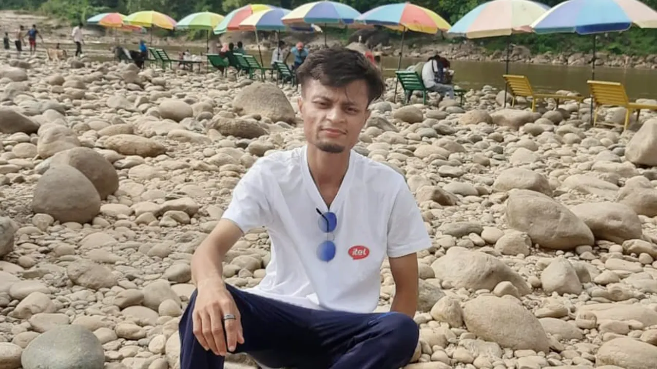 জাফলংয়ে পানিতে ডুবে পর্যটক নিখোঁজ