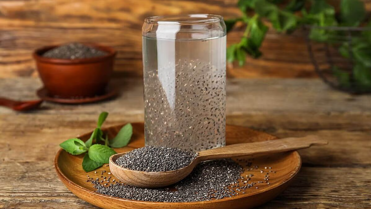 নতুন চুল গজানোর জন্য চিয়া সিড খাওয়ার সঠিক সময় কখন?
