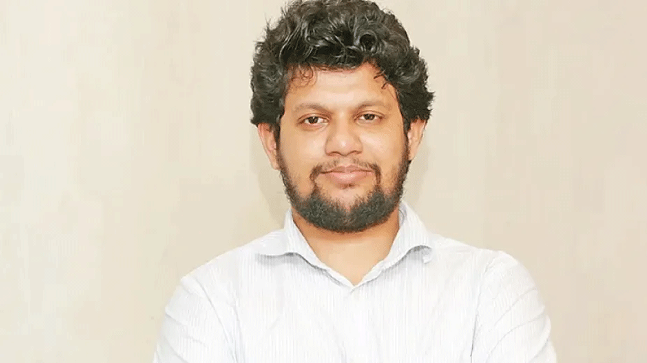 তথ্য ও সম্প্রচার উপদেষ্টা মাহফুজ আলম | ছবি : সংগৃহীত