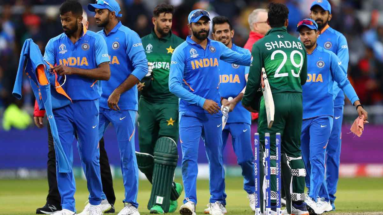ভারত ও পাকিস্তানের ম্যাচের একটি অংশ। পুরোনো ছবি