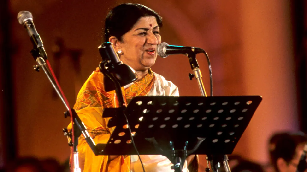 লতা মঙ্গেশকর । ছবি : সংগৃহীত