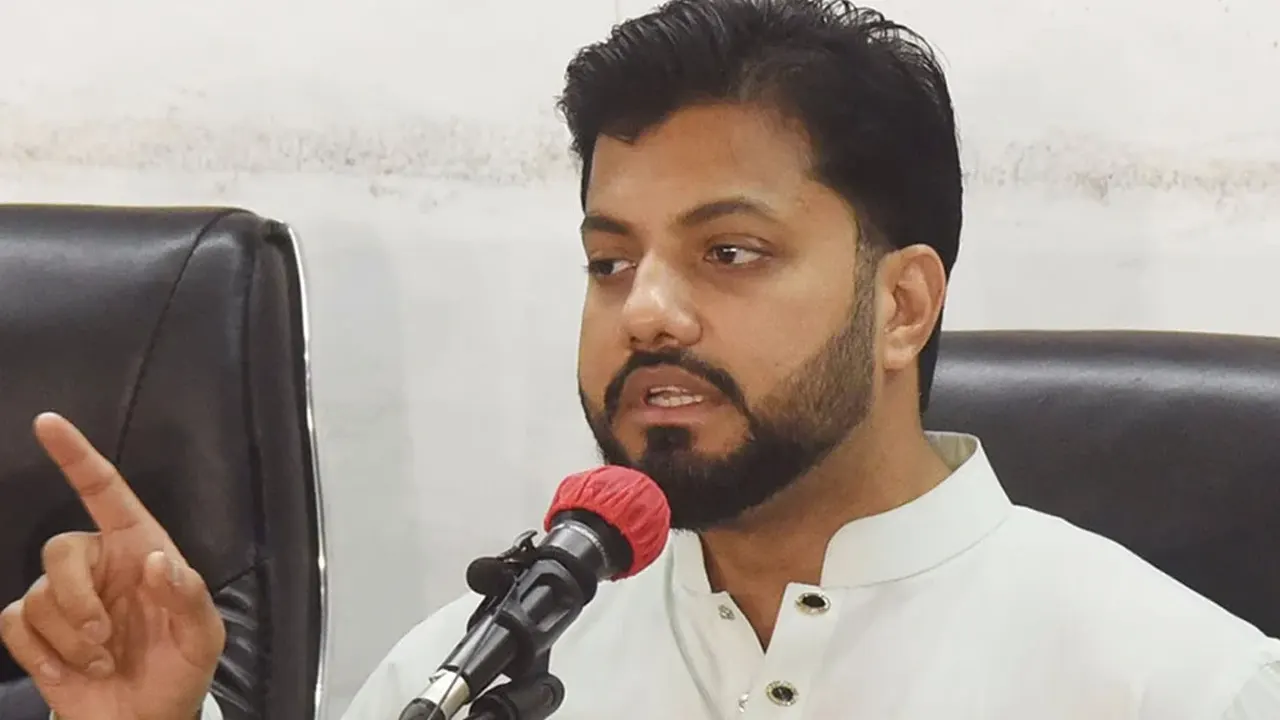 ইশরাক হোসেন। ছবি : সংগৃহীত