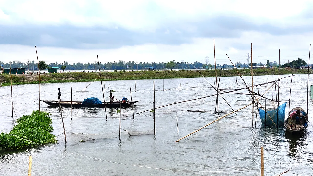 নদী ইজারা দিল মসজিদ কমিটি
