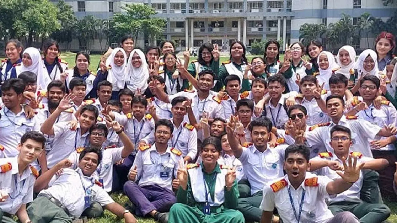পুরোনো ছবি।