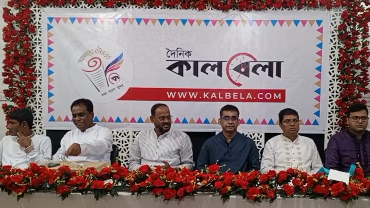 টাঙ্গাইল প্রেস ক্লাবে কালবেলার প্রতিষ্ঠাবার্ষিকী অনুষ্ঠানে বিএনপির প্রচার সম্পাদক সুলতান সালাউদ্দিন টুকু। ছবি : কালবেলা