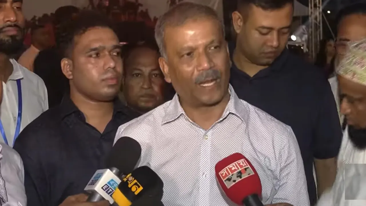 এনসিপির অনুপস্থিতি নিয়ে যা বললেন আসিফ নজরুল