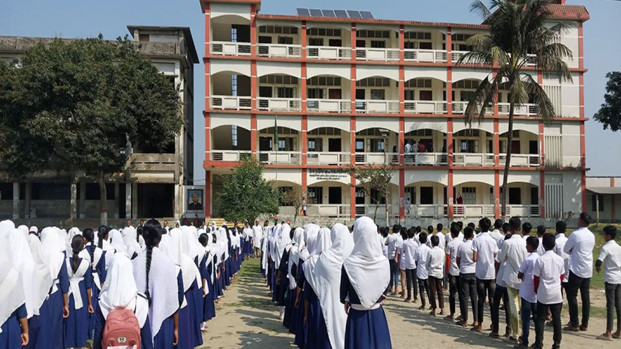 বিদ্যালয়ে নিয়মিত অ্যাসেম্বলি, পিটি ও খেলাধুলা আয়োজনের নির্দেশ