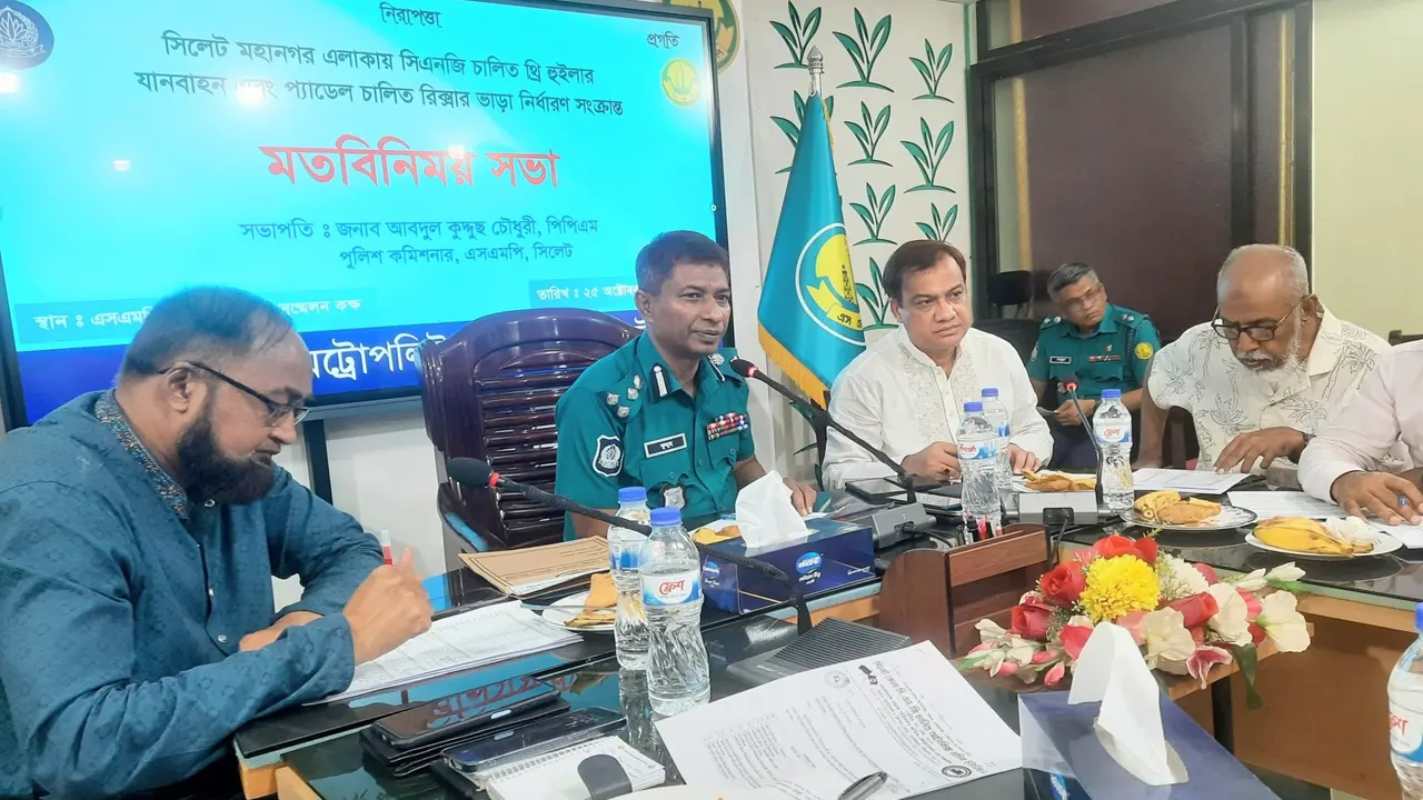 সিএনজি চালকদের জরুরি নির্দেশনা দিলেন এসএমপি কমিশনার