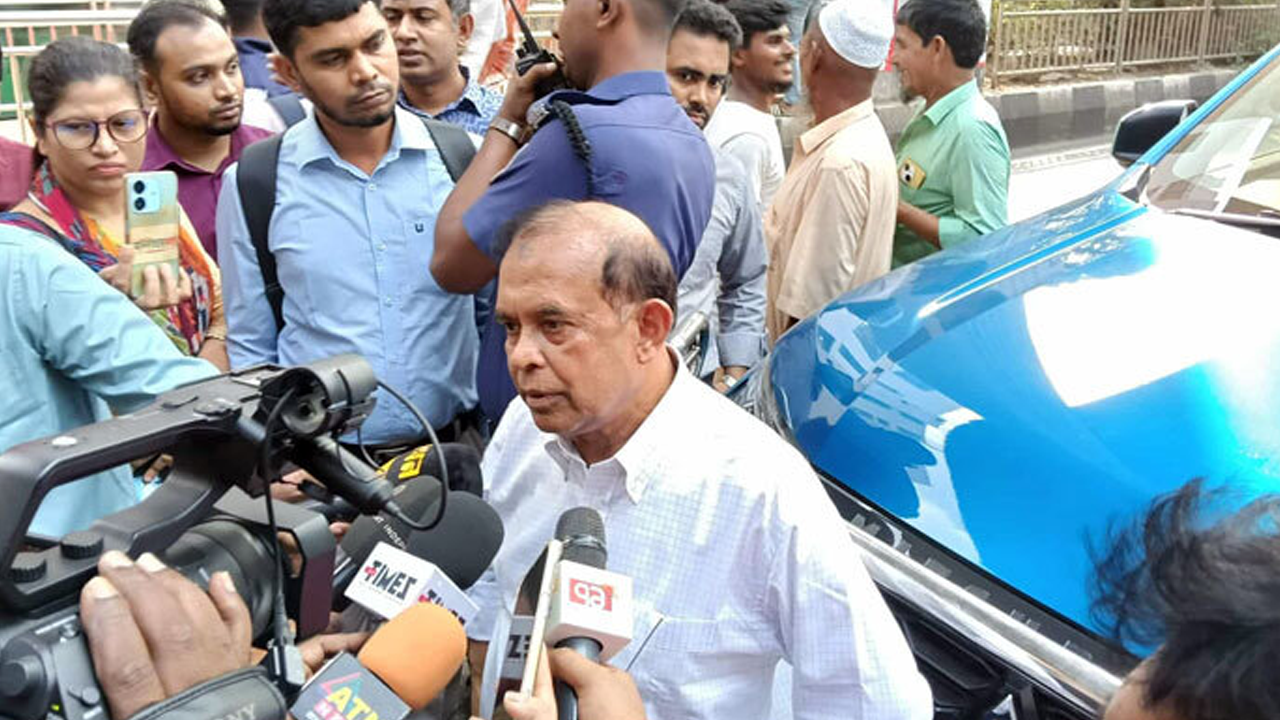 মেট্রোরেল চলাচল শুরু