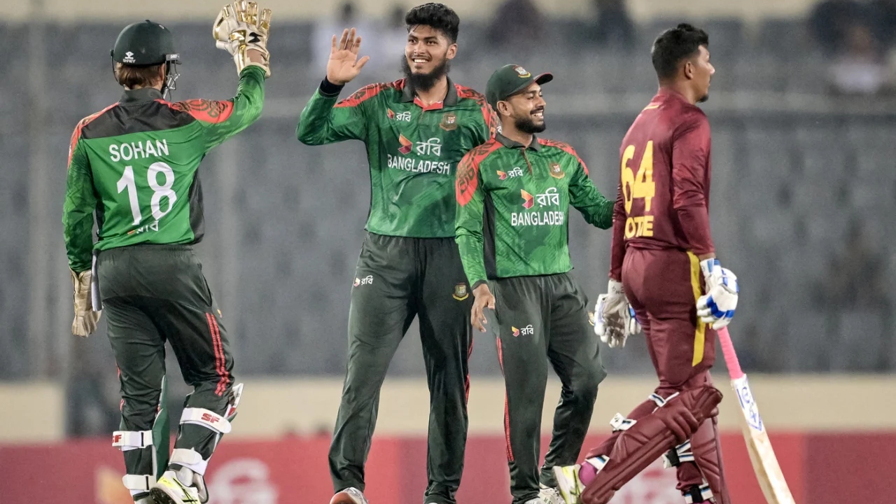 দ্বিতীয় টি-টোয়েন্টিতে যে একাদশ নিয়ে মাঠে নামতে পারে বাংলাদেশ