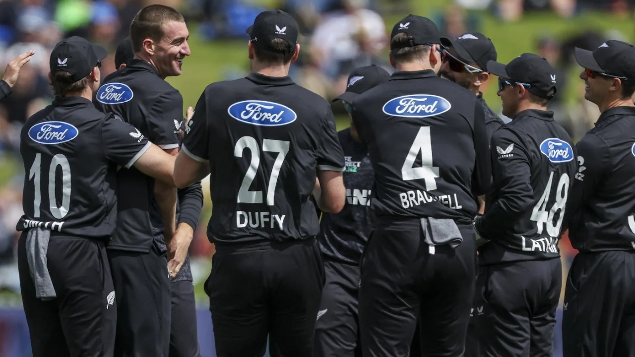 ১২ বছর পর ইংল্যান্ডের বিপক্ষে সিরিজ জিতল নিউজিল্যান্ড। ছবি: সংগৃহীত