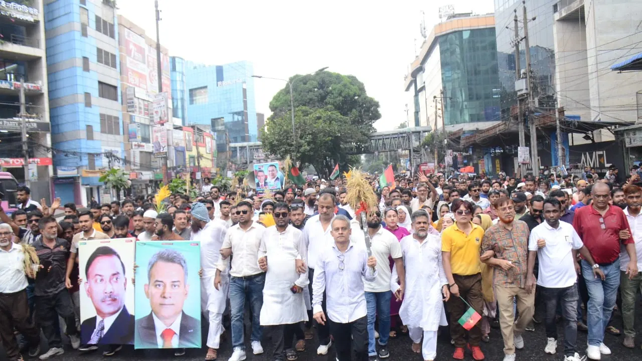 বিএনপি নেতা শেখ রবি’র গণসংযোগ। ছবি : কালবেলা