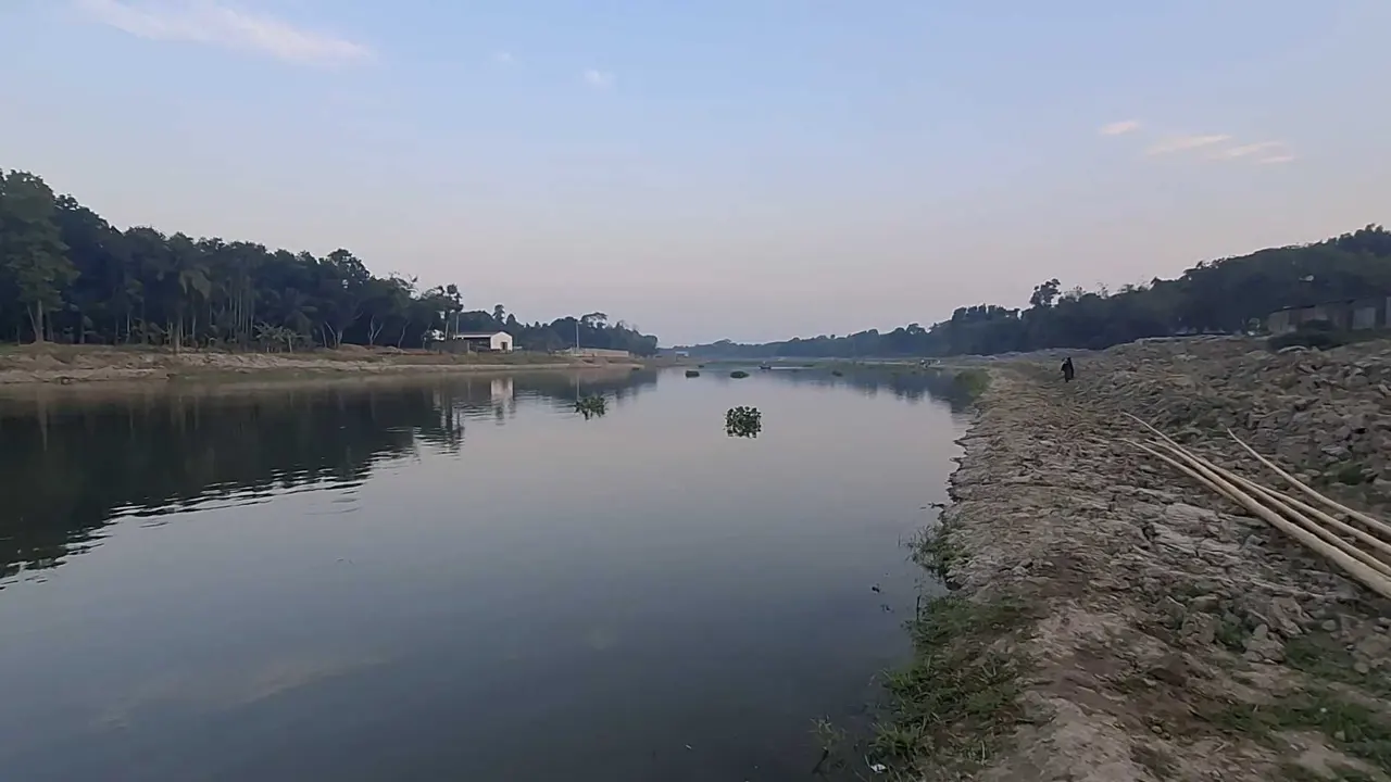 নবগঙ্গা নদীতে ডুবে ২ শিশুর মৃত্যু 
