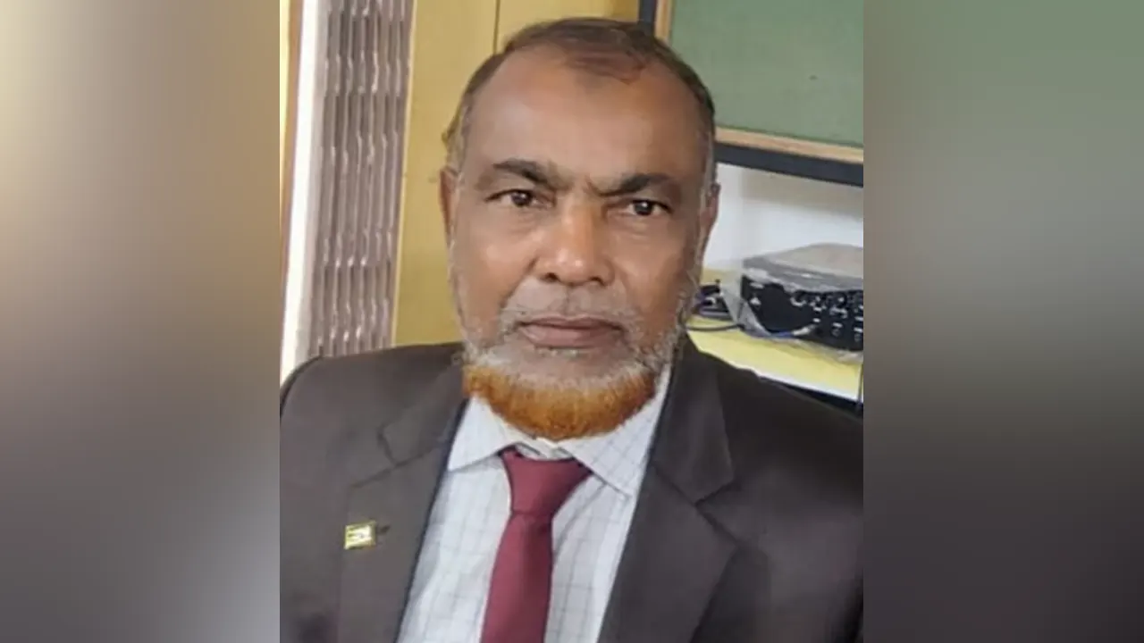 শেষ কর্মদিবসে বিদ্যালয়েই মারা গেলেন প্রধান শিক্ষক