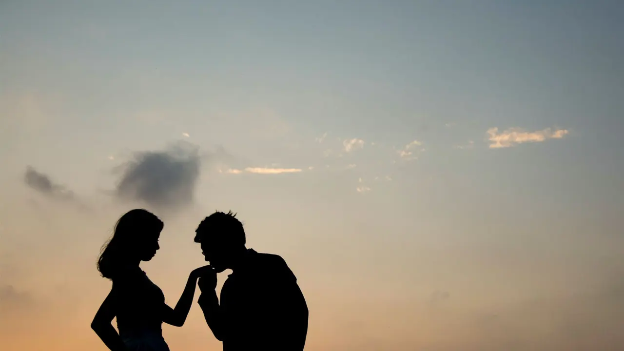 সম্পর্কের মূল চাবিকাঠিই ‘ব্যক্তিগত সম্মান’