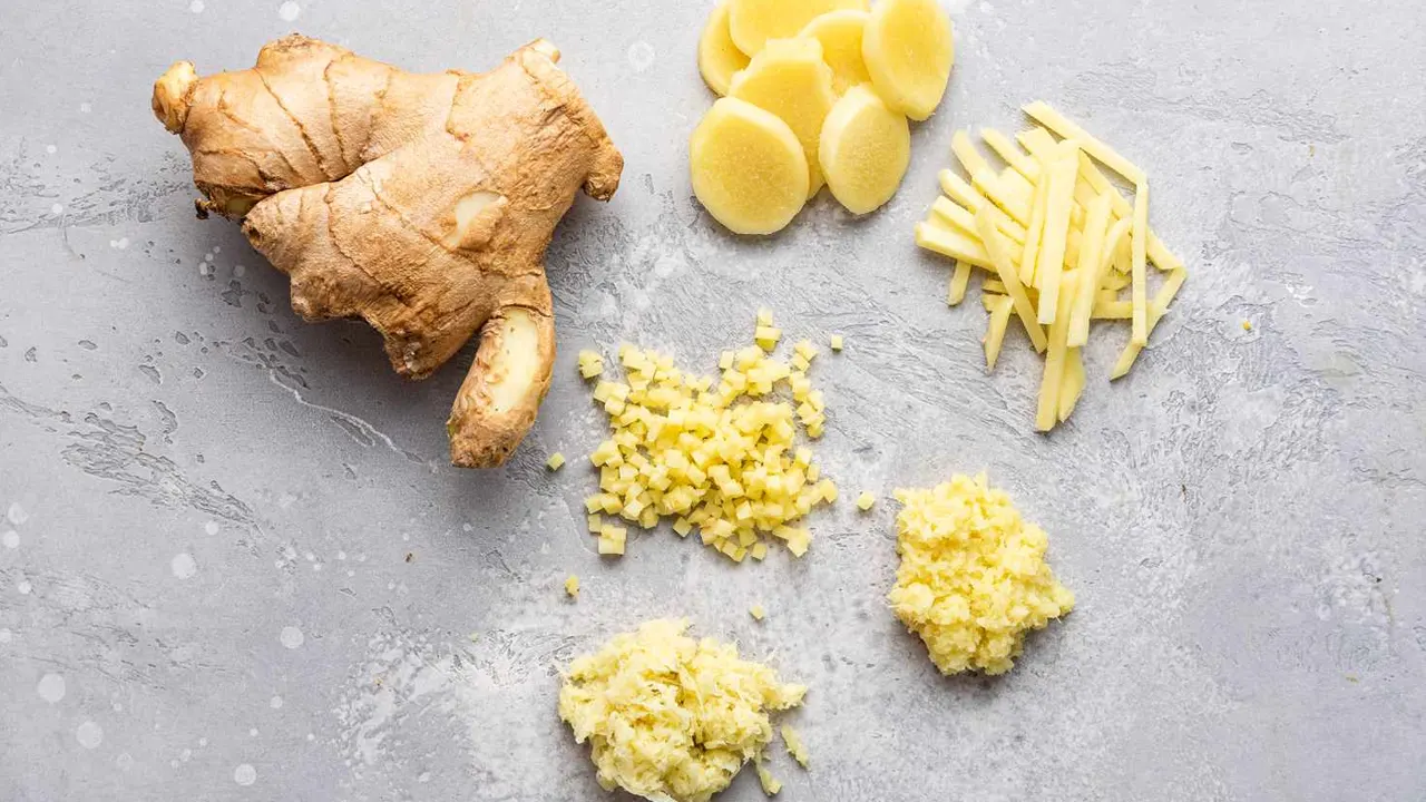 স্বাস্থ্য, ত্বক ও ঘরের যত্নে ছোট্ট জাদু ‘আদা’