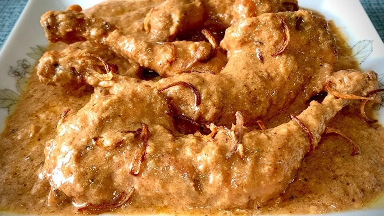 মুরগির তেলেই রান্না করুন চিকেন রোস্ট