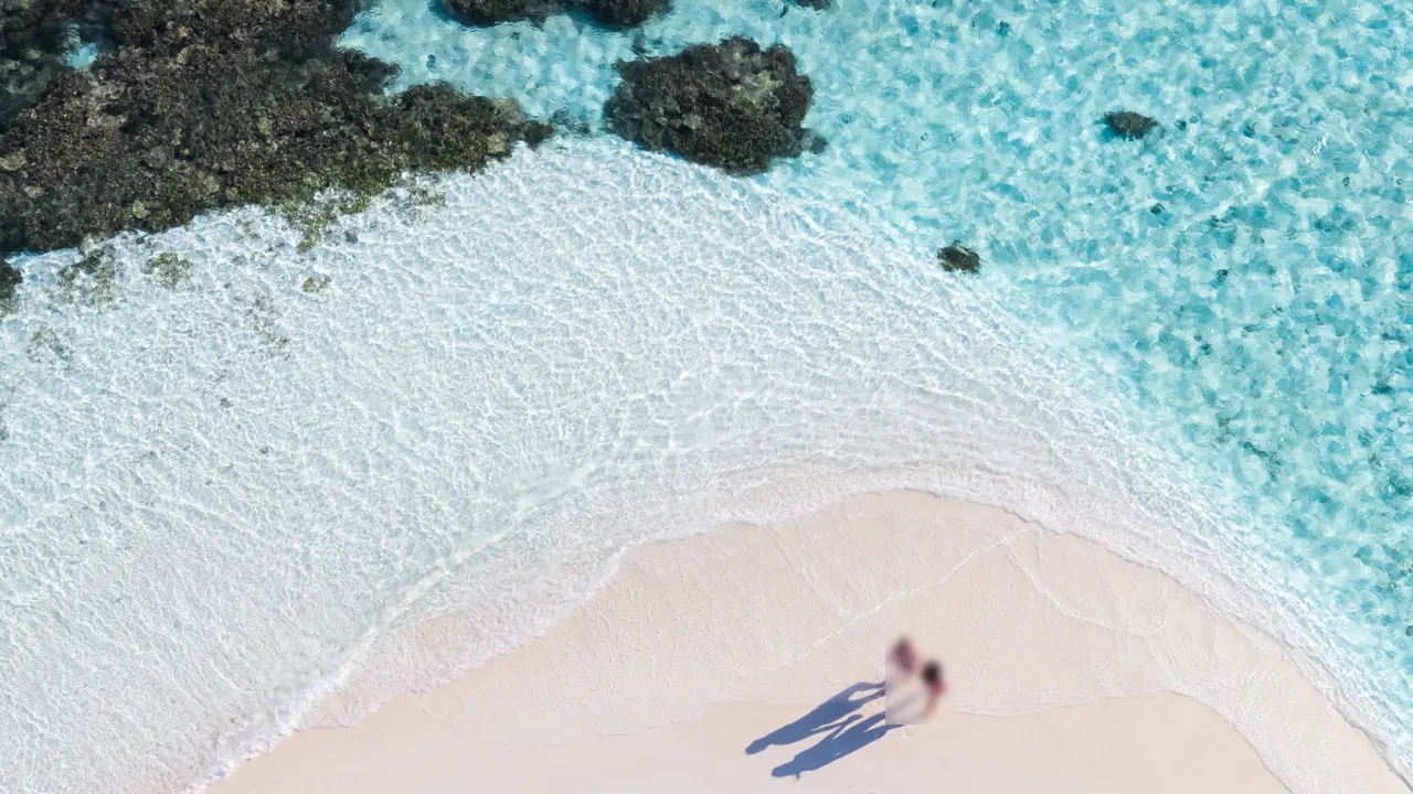 ধূমপান নিষিদ্ধ করে ‘যুগান্তকারী আইন’ পাস