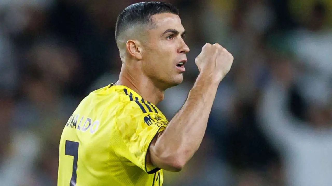 শেষ মুহূর্তে রোনালদোর জোড়া গোলে রক্ষা পেল আল নাসর