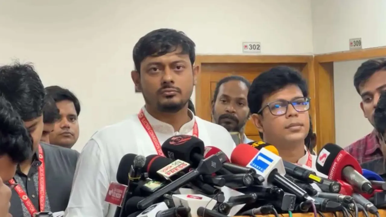 ‘শাপলা কলি’ চাওয়ার ব্যাখ্যা দিলেন নাসীরুদ্দীন