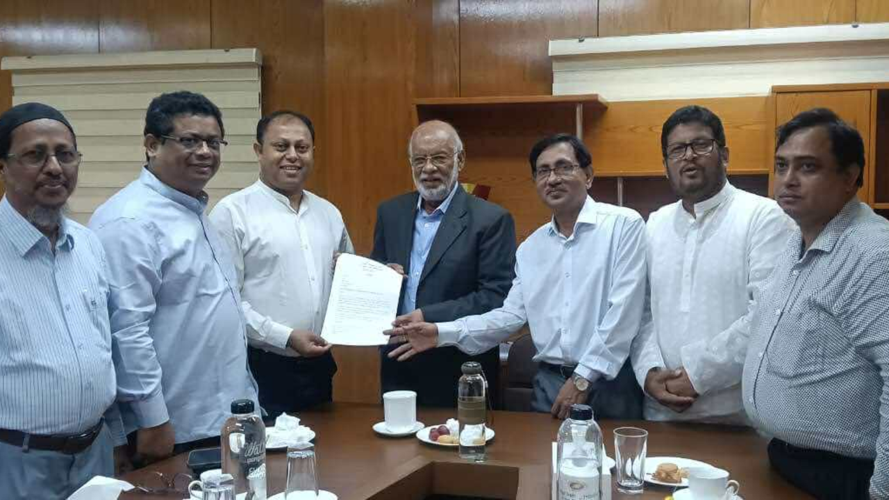 ঢাকা বিশ্ববিদ্যালয়কে ‘বিশেষ মর্যাদা’ ঘোষণার প্রস্তাব সাদা দলের