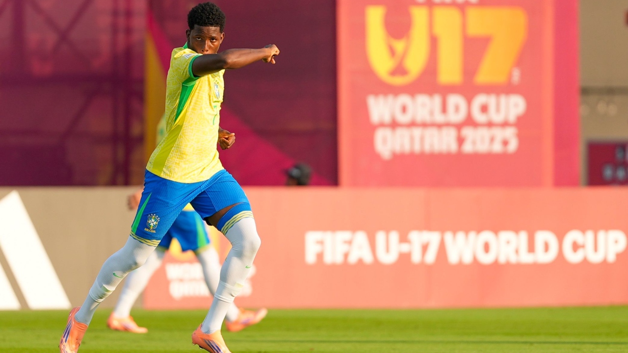 প্রতিপক্ষের জালে ৭ গোল দিল ব্রাজিল