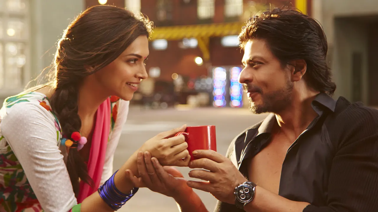 শাহরুখ খান ও দীপিকা পাড়ুকোন I ছবি : সংগৃহীত