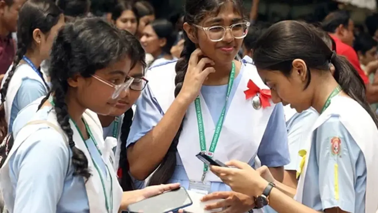 ১৬ নভেম্বর এইচএসসির খাতা পুনর্নিরীক্ষণের ফল প্রকাশ