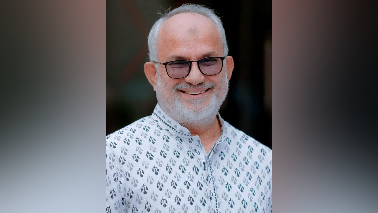 প্রার্থী হয়ে এখনো অফিসে বসতে পারেনি মঞ্জু