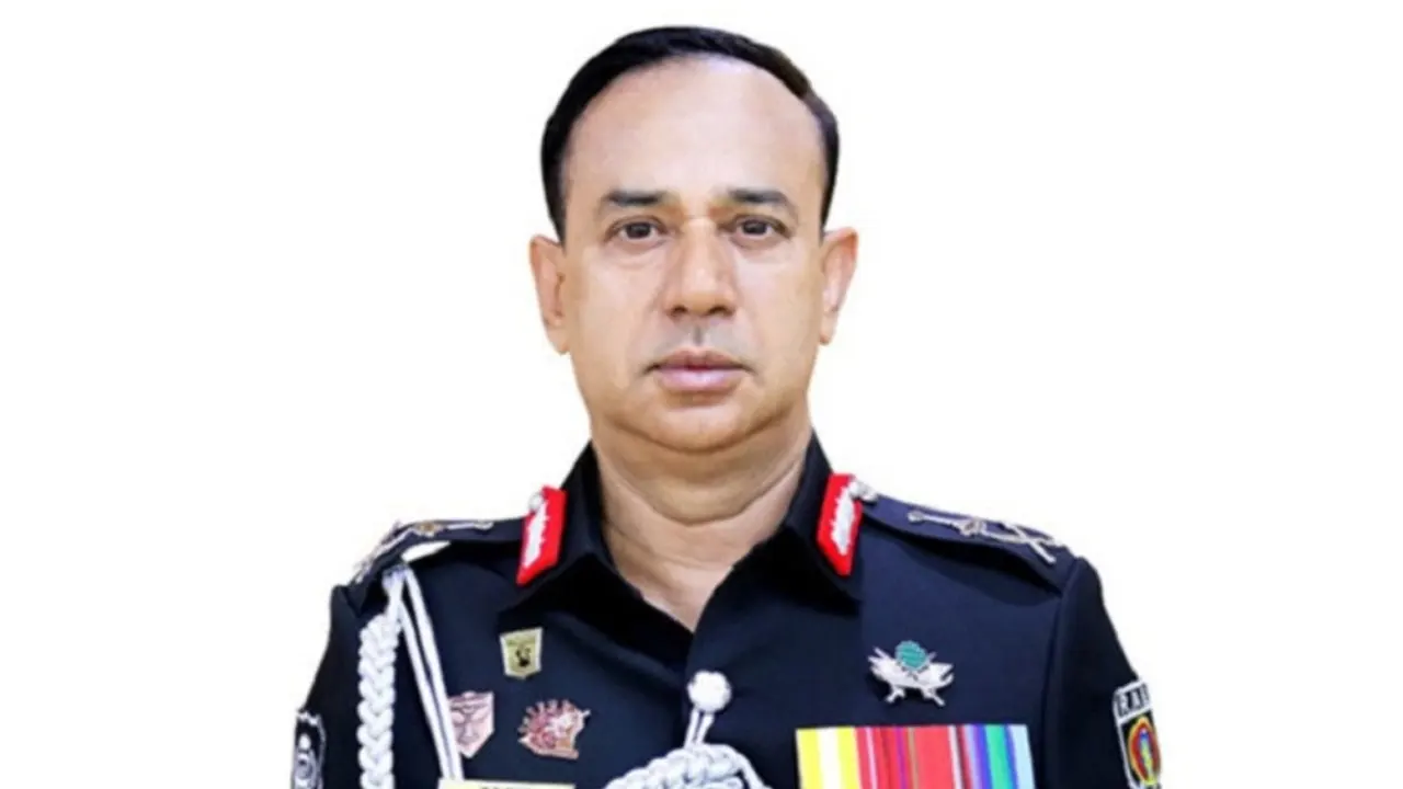 র্যাবের সাবেক ডিজি হারুন পরিবারের দেশত্যাগে নিষেধাজ্ঞা