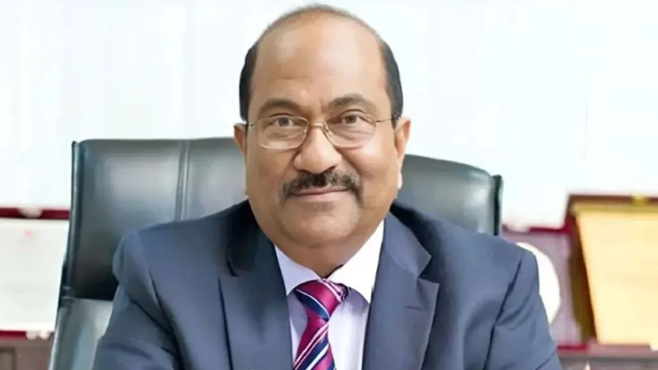 দুদকের মামলায় এস কে সুরের বিচার শুরু